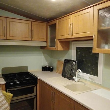 Lovely 3 Bedroom 8 Berth Caravan In Рил Экстерьер фото