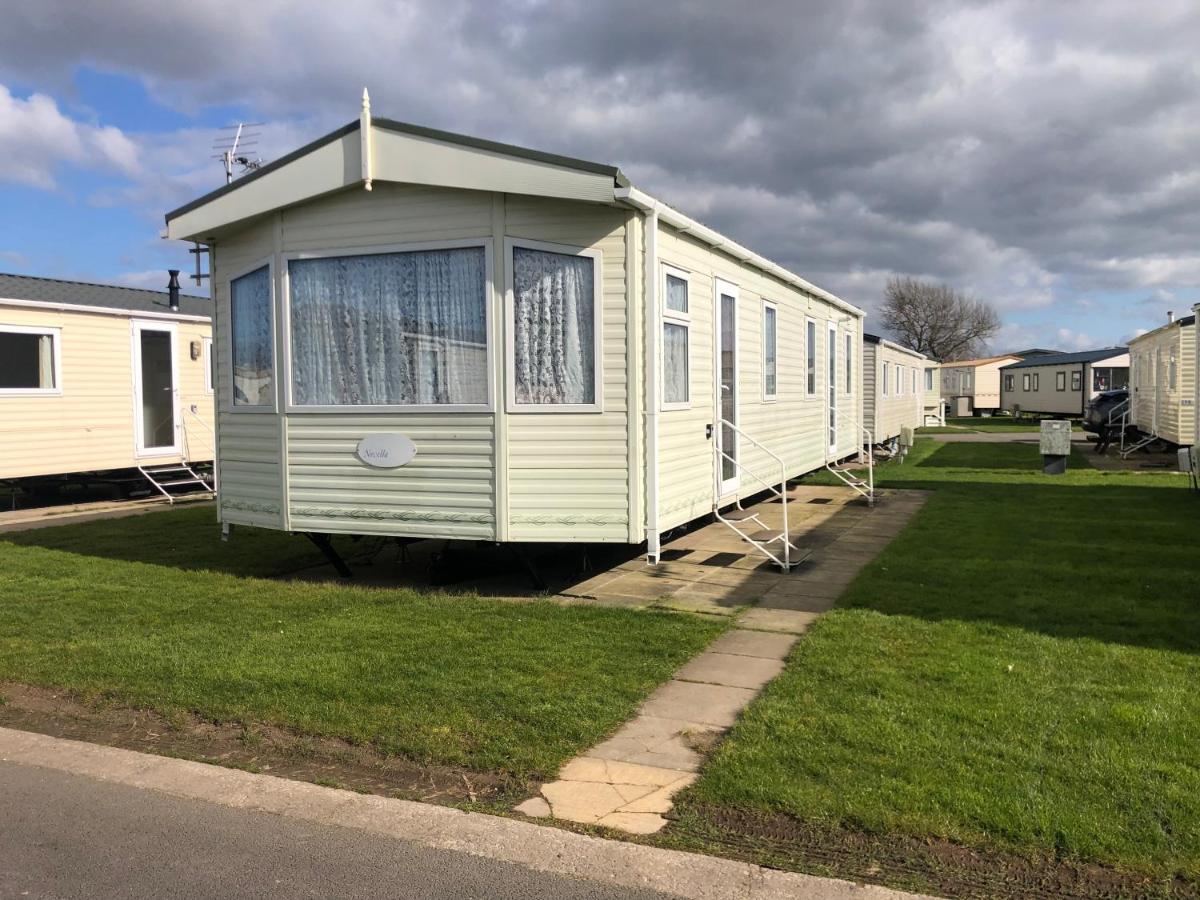 Lovely 3 Bedroom 8 Berth Caravan In Рил Экстерьер фото